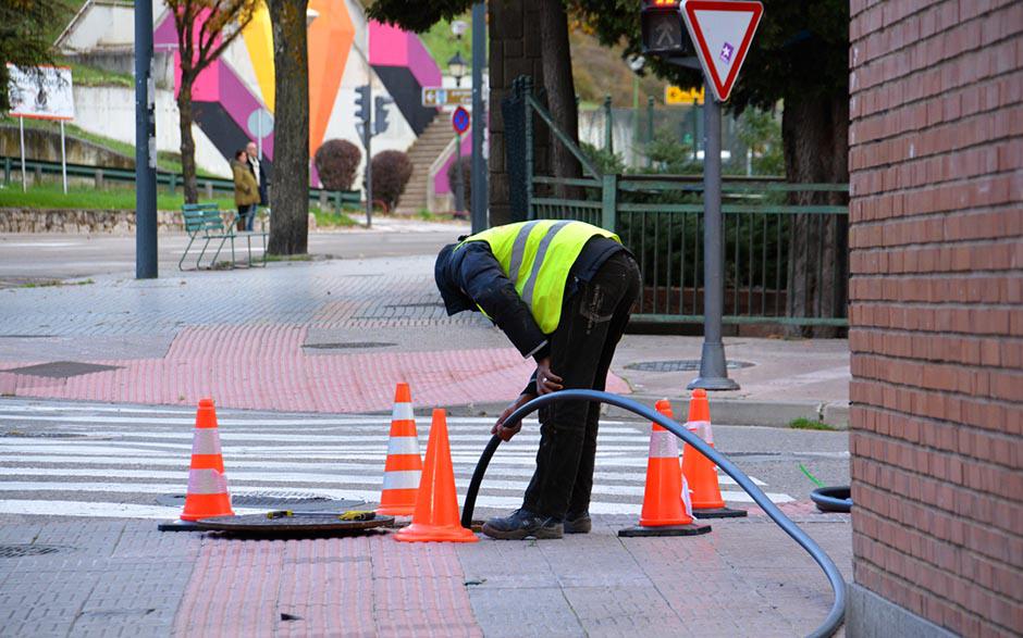 tuyau déboucheur canalisation Le Bourget